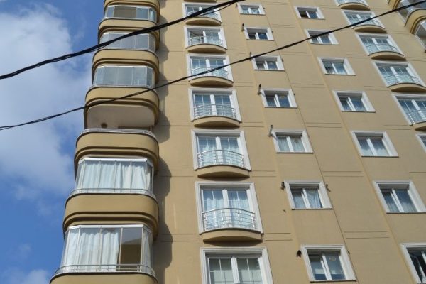 Karadeniz Apartmani (9) (Medium)